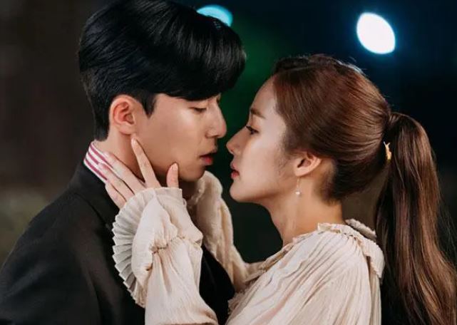 Bạn trai đưa tôi về nhà từ một buổi nhậu say khướt, tới sáng hôm sau anh đùng đùng nổi giận đòi chia tay