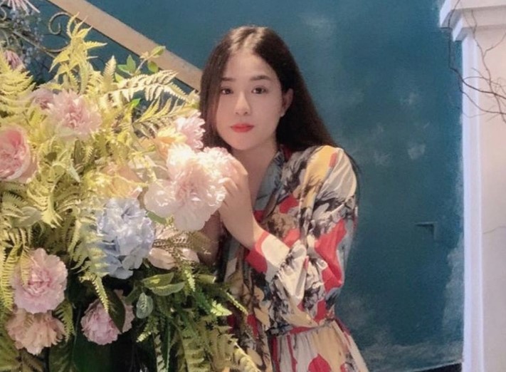 3 bóng hồng bên cầu thủ nổi tiếng: Vừa xinh đẹp, vừa giỏi kiếm tiền