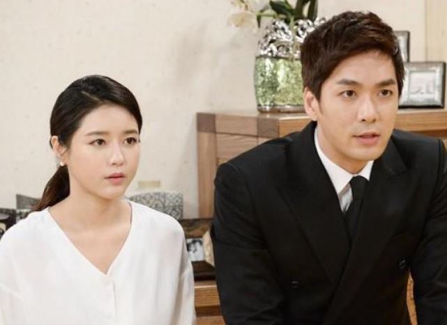 Chuẩn bị ra mắt nhà bạn trai nhưng khi thấy bộ đồ tôi mặc trên người, anh thẳng tay xé toạc và buông lời xúc phạm