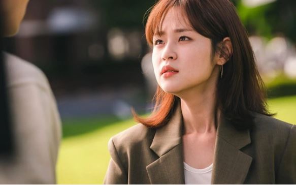 Đang thăng hoa cùng bạn trai, bỗng anh thì thầm vào tai tôi một điều vô cùng đáng sợ