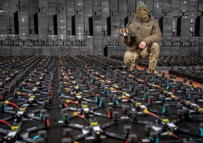 Cựu quan chức Mỹ khuyên NATO không nên đưa cố vấn quân sự đến Ukraine