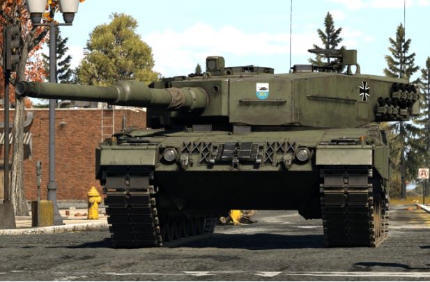 So s&#xE1;nh s&#x1EE9;c m&#x1EA1;nh xe t&#x103;ng T-90M v&#xE0; Leopard 2A4 tr&#xEA;n chi&#x1EBF;n tr&#x1B0;&#x1EDD;ng Ukraine