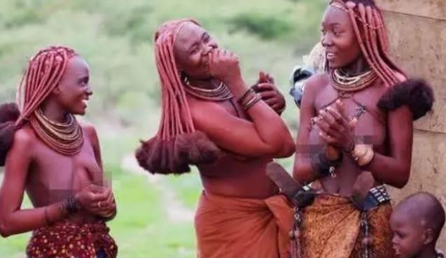 Bộ tộc phụ nữ thường xuyên ‘thả rông’, 1 người đàn ông phải cưới 5 người phụ nữ