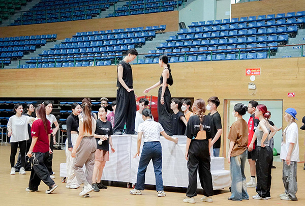 Nhà hát Trưng Vương Đà Nẵng tất bật chuẩn bị cho ASEAN Shools Games 2024