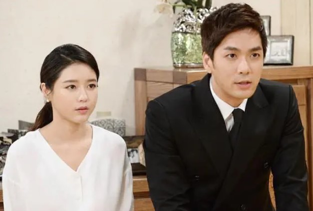 Biết tin bố vợ bán 3 suất đất, tôi xin 100 triệu để chữa bệnh, thế mà ông quát một câu khiến tôi giật nảy người