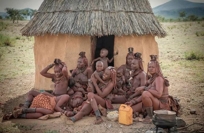 Bộ lạc có truyền thống 'dâng vợ đãi khách' khiến 70% đàn ông 'nuôi con tu hú'