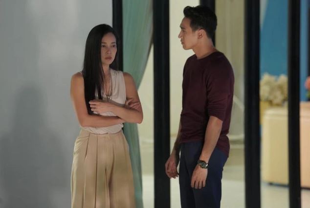 Vừa nhận lương tháng đầu tiên ở công ty mới, tôi rủ bạn trai đi ăn thì anh đã thẳng thừng nói ra một câu bẽ bàng