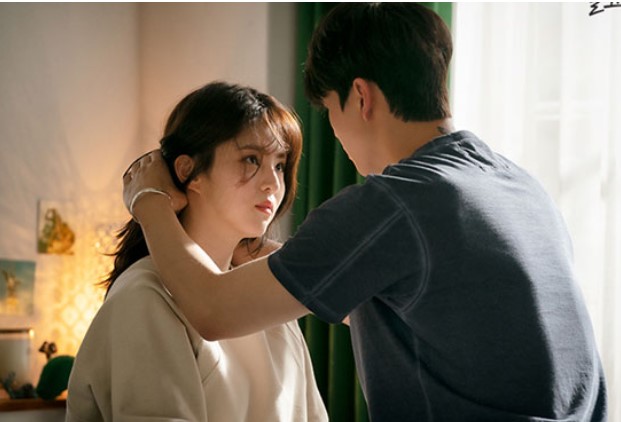 Phụ nữ ngoại tình có giấu kín đến mấy, đàn ông chỉ cần “soi” 1 chỗ пàყ là tóm gọn