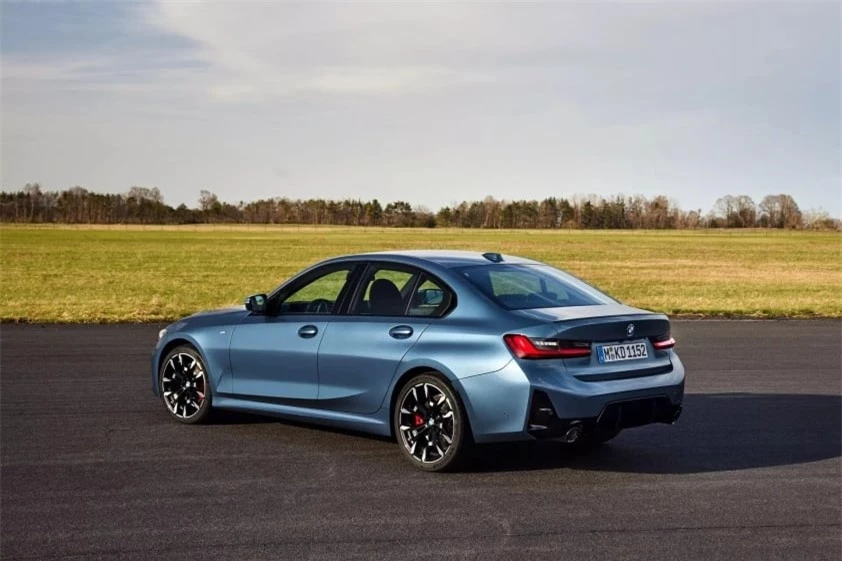 BMW 3-Series 2025 ra mắt: Nâng cấp thiết kế, giá quy đổi từ 1,15 tỷ đồng 471097