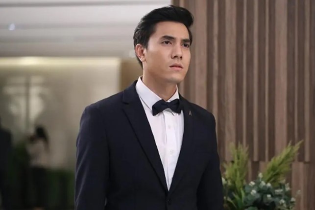 Vừa bàn đến chuyện cưới xin, bố vợ tương lai đã đưa ra 4 cuốn sổ đỏ khiến tôi tái mặt vì quá sốc