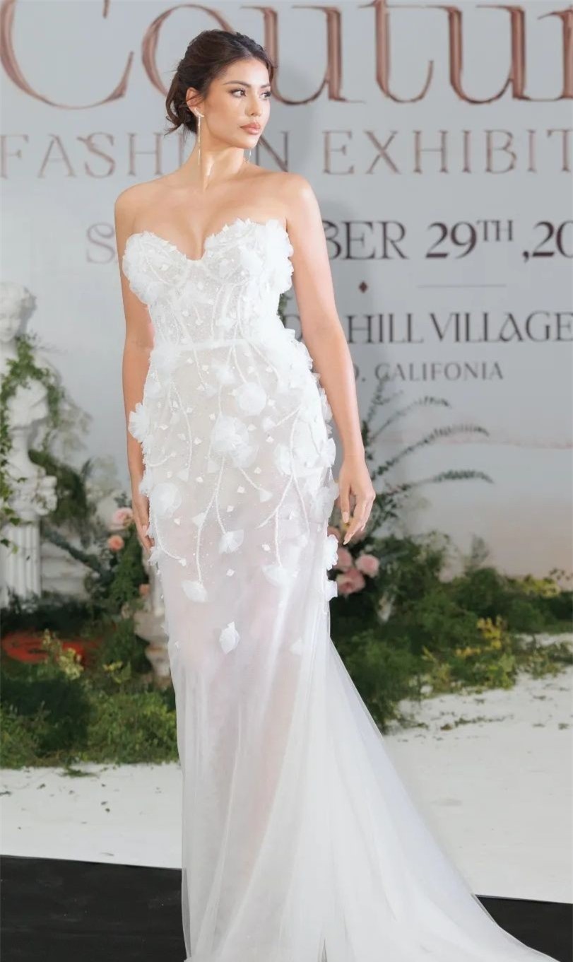 Sắc vóc Á hậu Hoàn vũ 2023 khi tới TPHCM ảnh 8