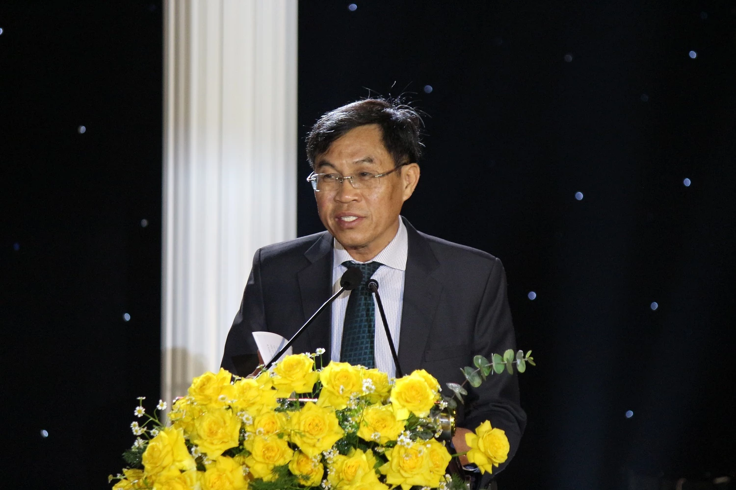 Ông Võ Ngọc Hiệp – Phó Chủ tịch UBND tỉnh Lâm Đồng, phát biểu khai mạc Tuần lễ vàng du lịch Lâm Đồng 2024.