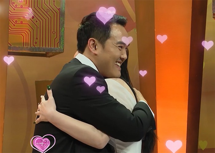 Ghét bạn học ngồi cuối bàn, gái xinh không ngờ nên duyên hơn 1 thập kỷ