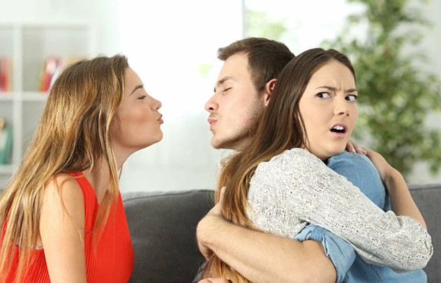 Các nhà tâm lý giải đáp nguyên nhân dẫn đến hiện tượng liên tục ngoại tình ở một số người