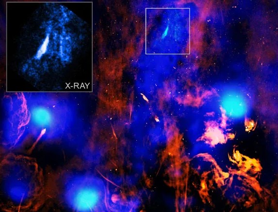 Lỗ thủng tử thần lộ ra giữa “trái tim” thiên hà chứa Trái Đất