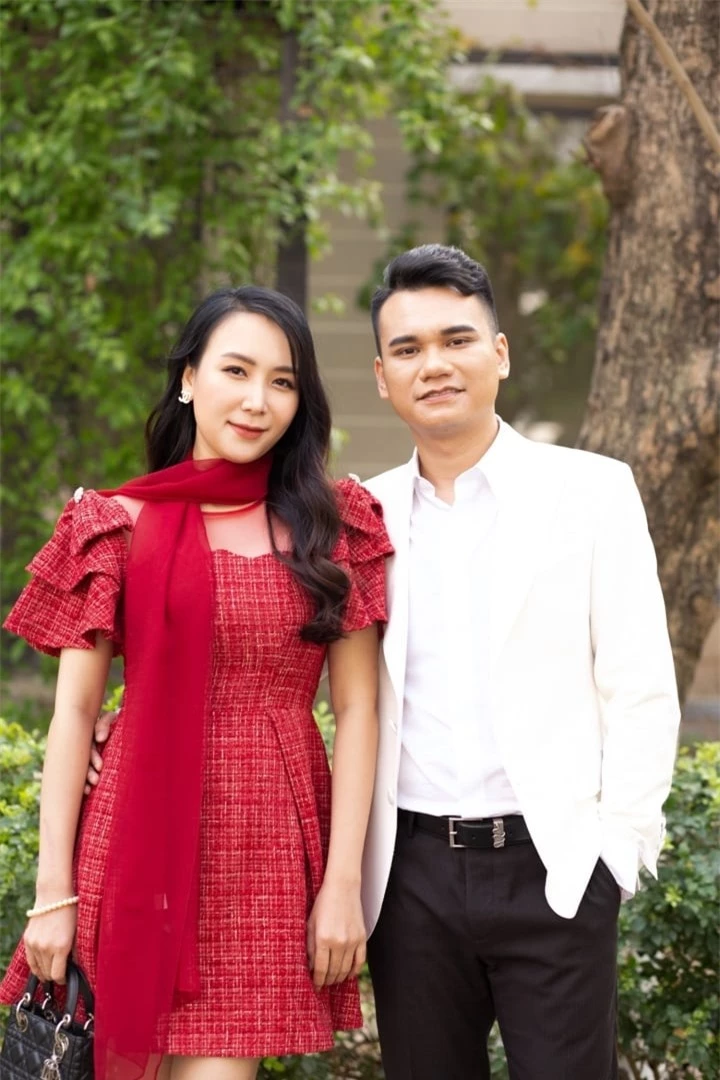 Bà xã DJ của Khắc Việt xinh đẹp, nóng bỏng dù đã là mẹ 2 con - 7