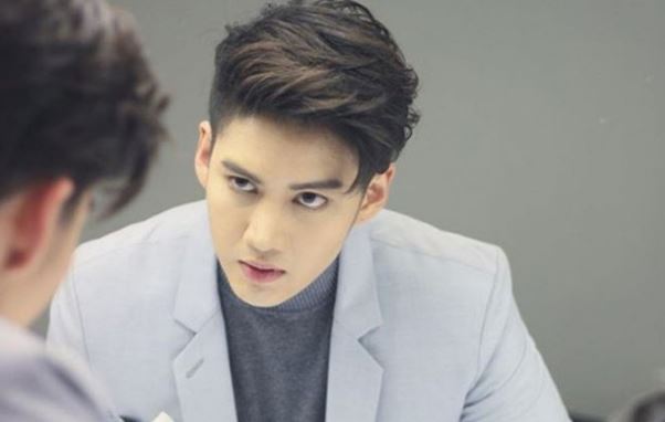 Mới sáng sớm, mẹ vợ đã tìm đến nhà đưa tôi 100 triệu rồi van xin tôi hãy ly hôn để giải thoát cho con gái bà