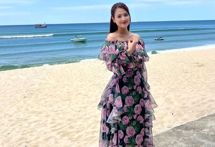 Hai "tiểu thư" phim giờ vàng VTV ngoài đời có phong cách đối lập