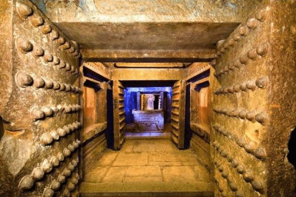 Khi xây dựng lăng mộ cho mình, Hoàng đế sợ nhất là gặp phải thứ này ngay cả khi sắp hoàn thành mà gặp phải cũng buộc bỏ dở