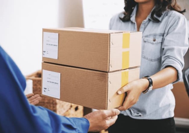 Không muốn rắc rối, khi nhận hàng online đừng vội bóc ra ngay, biết lý do ai cũng muốn làm theo