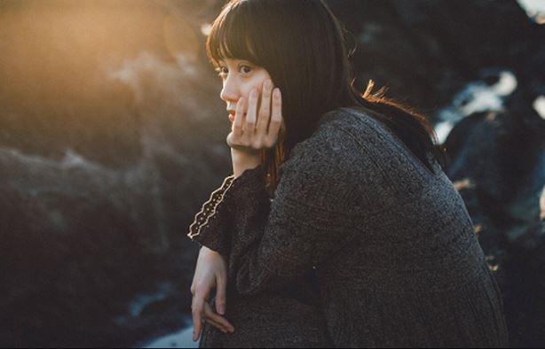 Biết nguyên nhân anh rể đến chịu tang vợ dù đã nộp đơn ly hôn, tôi căm hận anh ta tột cùng