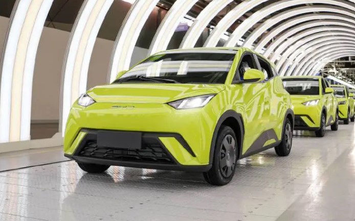 Tại sao xe điện này bán giá 250 triệu/chiếc vẫn có lãi? Chuyên gia mổ tung xe, thấy 4 lý do