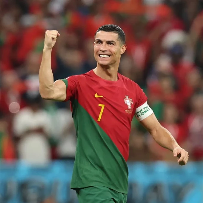 Ronaldo lĩnh xướng hàng công tuyển Bồ Đào Nha tại Euro 2024