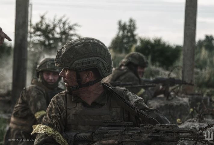 Binh sỹ thuộc Lữ đoàn tấn công sơn cước số 128. Ảnh: Bộ Quốc phòng Ukraine