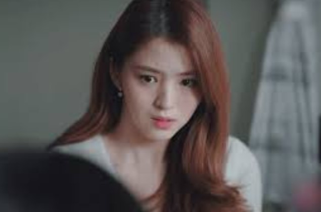 Bố chồng bỗng nhiên đòi về quê, thấy lạ, tôi kiểm tra túi xách của ông thì sửng sốt khi thấy thứ bên trong