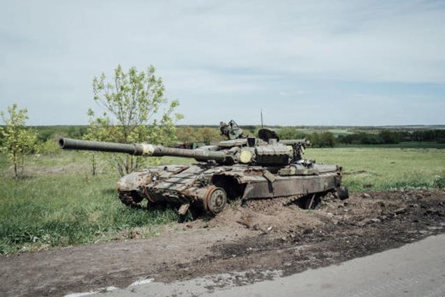 Ukraine bị bất ngờ khi quân Nga tiến qua các bãi mìn ở Kharkov