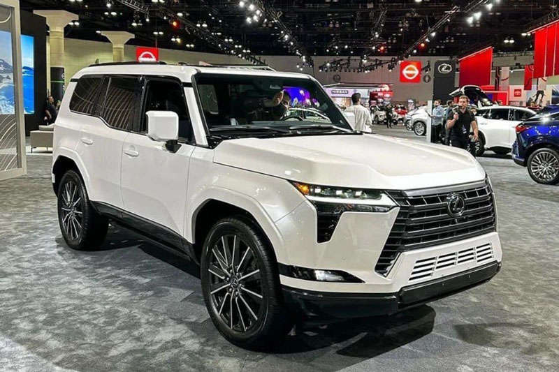 Lexus GX 550 2024 chốt lịch ra mắt đại gia Việt, giá dự kiến 5,79 tỷ đồng