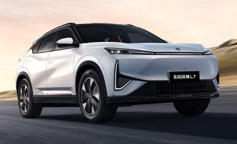 "Ông trùm" xe tải tại Việt Nam ra mắt bom tấn SUV: ăn xăng chỉ 0,56 lít/100km, giá siêu rẻ thách thức Mazda CX-5