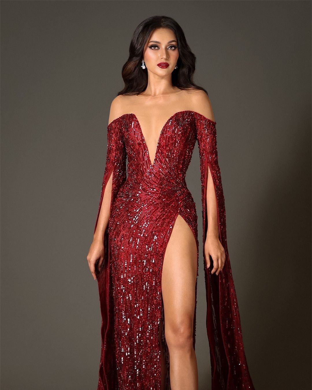 Hai người đẹp Philippines cùng sang Việt Nam thi hoa hậu ảnh 2