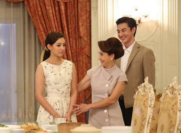 Bụng bầu vượt mặt tôi định rước dâu không cưới nhưng mẹ chồng bảo: Tậu trâu được nghé cưới phải to!