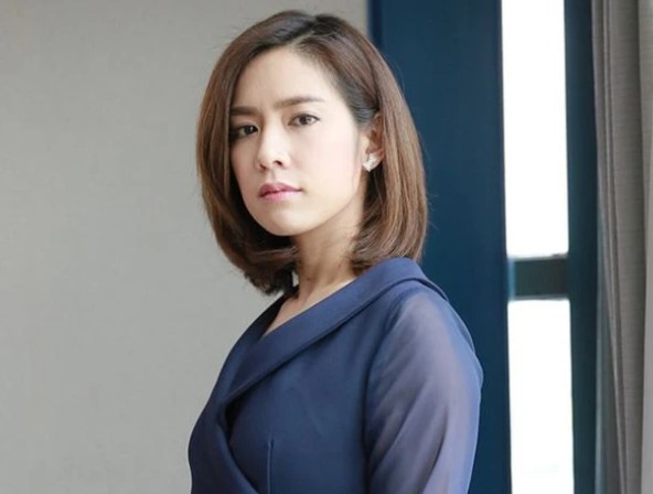 Tôi ngủ đến 11 giờ trưa mới dậy ăn cơm, em chồng thấy nên mỉa mai, nào ngờ bố chồng nói 5 từ làm em ấy ôm mặt khóc