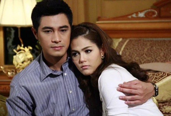 Mang trứng gà và nhiều thực phẩm của bên ngoại sang nhà bố chồng, ngờ đâu vừa thấy tôi ông đã buông một lời phũ phàng