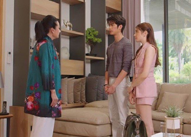 Biết con dâu ngoại tình, mẹ chồng gọi cả họ đánh ghen ai ngờ người muối mặt là bà