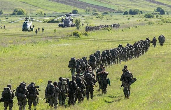 Hé lộ kế hoạch bài binh bố trận của NATO nếu xung đột với Nga