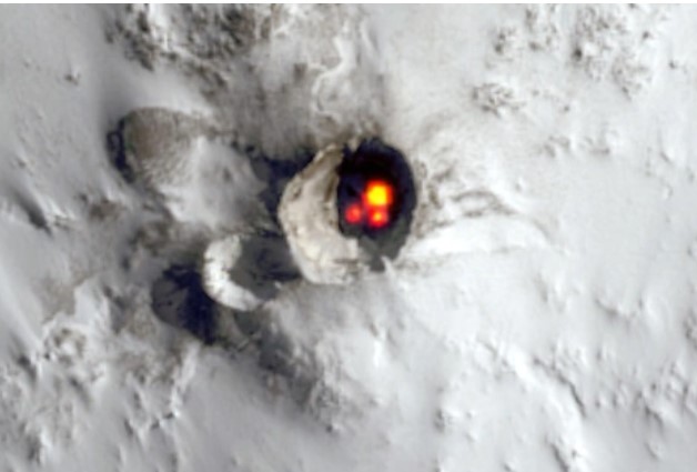 Độc lạ ngọn núi ‘phun’ ra vàng thật quanh năm, vàng mỗi ngày trị giá tới 162 triệu đồng nhưng không ai dám nhặt