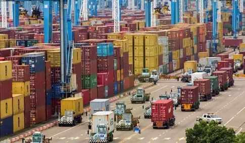 Việt Nam trong top 20 quốc gia dẫn đầu thế giới về quy mô thương mại quốc tế