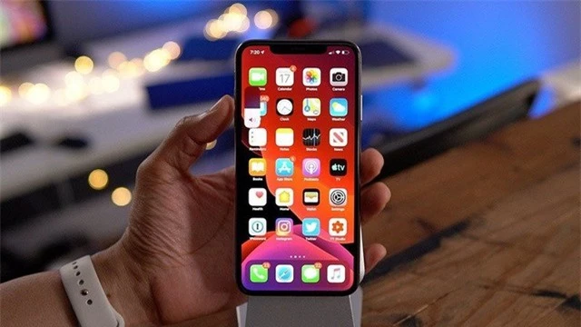 Mẫu iPhone đình đám liên tục phá đáy tại đại lý, giảm đậm hơn 60%, rẻ hiếm có trên thị trường Việt- Ảnh 1.