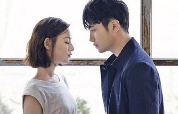 Chồng để lại lá đơn ly hôn rồi biệt tích, 2 năm sau lúc tôi đang mang thai thì anh bỗng trở về rồi đưa ra đề nghị khiến tôi rưng rưng muốn khóc