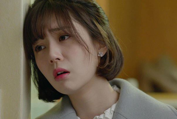 Đang bối rối vì bị đay nghiến không biết đẻ, vợ nhận được lá thư từ người cũ của chồng khiến cô nghĩ đến ly hôn