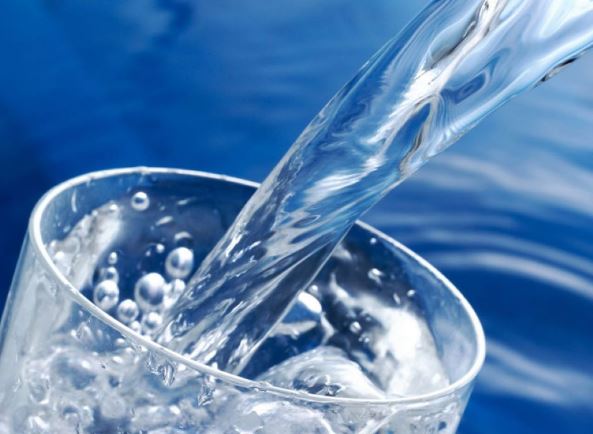 Những dấu hiệu cảnh báo tình trạng mất cân bằng điện giải trong ngày nắng nóng