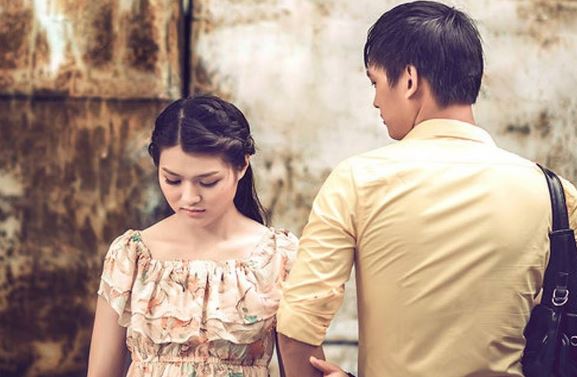 Vừa ly hôn xong, chồng thay số điện thoại, block luôn facebook vợ cũ nhưng 1 tháng sau mở ra, anh lại choáng váng với những gì hiện lên trước mắt