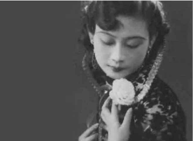 Ảnh hậu đầu tiên trong lịch sử Trung Quốc, tham giàu chê nghèo rồi bị ruồng bỏ, lưu lạc nơi đầu đường xó chợ làm ăn xin sống qua ngày