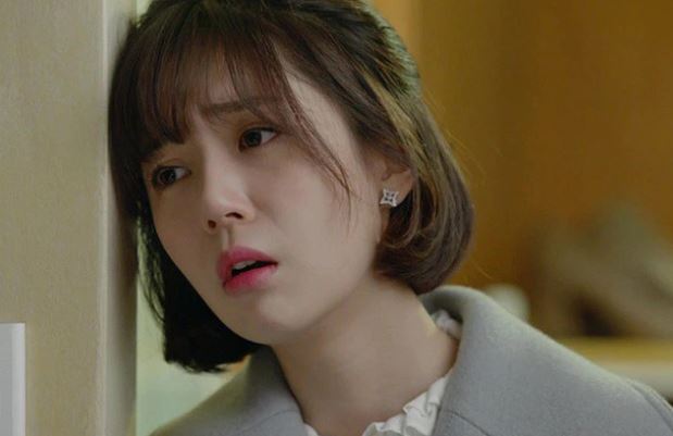 Đang bối rối vì bị đay nghiến không biết đẻ, vợ nhận được lá thư từ người cũ của chồng khiến cô càng quyết tâm ly hôn