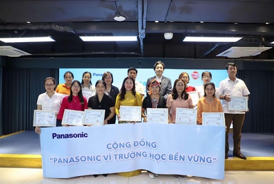 Hỗ trợ giáo dục STEM cho các trường học