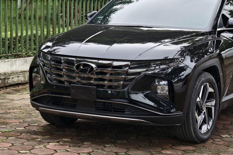 Hyundai Tucson chạy lướt 1 năm lên sàn xe cũ với giá khó tin