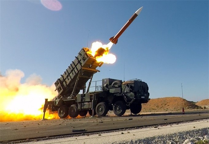 Hệ thống tên lửa phòng không Patriot được xác định là đối tượng bắn hạ chiếc A-50 của Nga. Hệ thống tên lửa phòng không Patriot được xác định là đối tượng bắn hạ chiếc A-50 của Nga.